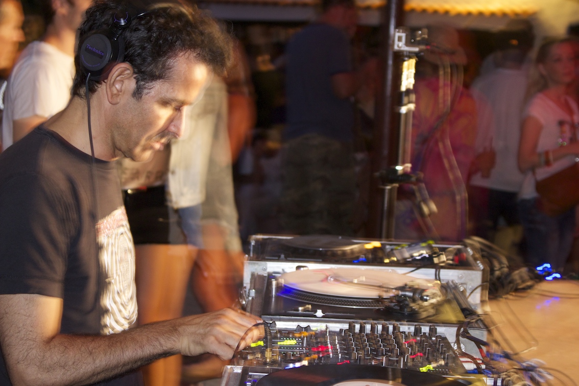 Boiler Room, Ibiza, Dj Alfredo, Leo Mas, Bradley Zero, Kelvin Andrews, Apiento, Test Pressing