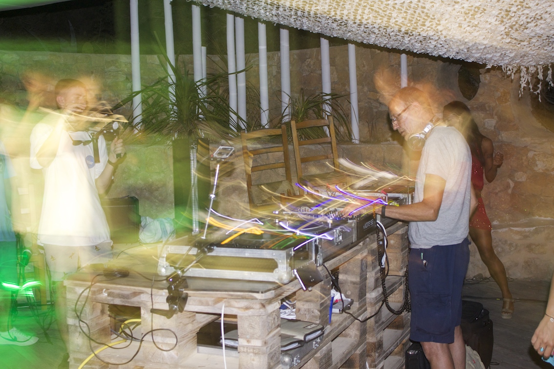 Boiler Room, Ibiza, Dj Alfredo, Leo Mas, Bradley Zero, Kelvin Andrews, Apiento, Test Pressing